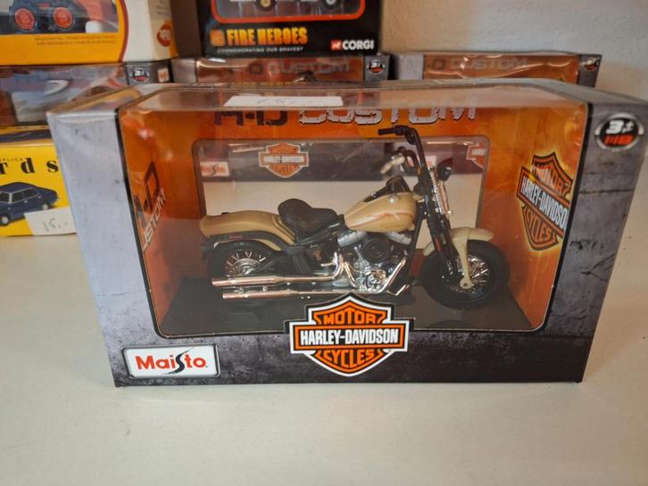 Nieuwe harley davidson model motor, Hobby en Vrije tijd, Modelauto's | 1:24, Zo goed als nieuw, Overige merken, Ophalen of Verzenden