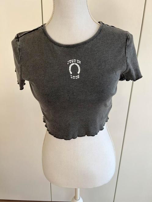 H&M Divided grijs cropped shirt – maat S, Kleding | Dames, T-shirts, Zo goed als nieuw, Maat 36 (S), Grijs, Korte mouw, Ophalen of Verzenden