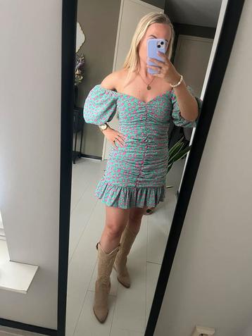 Loavies jurk maat M beschikbaar voor biedingen