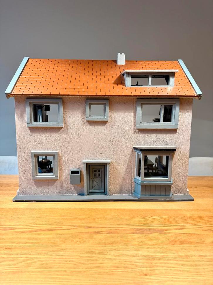 Uniek poppenhuis, helemaal opgeknapt, Kinderen en Baby's, Speelgoed | Poppenhuizen, Zo goed als nieuw, Poppenhuis, Ophalen