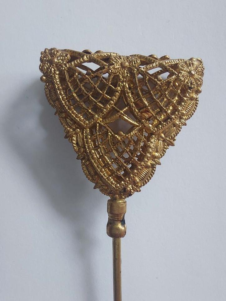 Antieke Victoriaanse Goudkleurige Hoedenpin, Antiek en Kunst, Antiek | Kleding en Accessoires, Dames, Ophalen of Verzenden