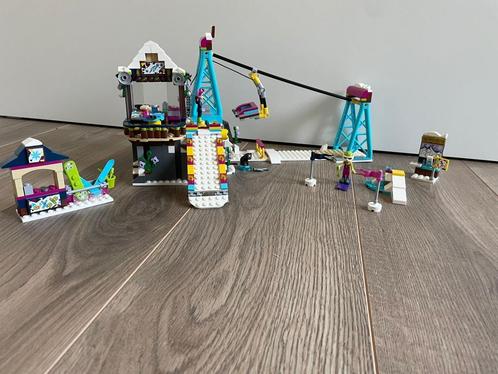 Lego friends 41324 Wintersport Skilift, Kinderen en Baby's, Speelgoed | Duplo en Lego, Zo goed als nieuw, Lego, Complete set, Ophalen of Verzenden