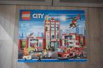 Lego city brandweerkazerne, Kinderen en Baby's, Speelgoed | Duplo en Lego, Ophalen of Verzenden, Zo goed als nieuw, Complete set