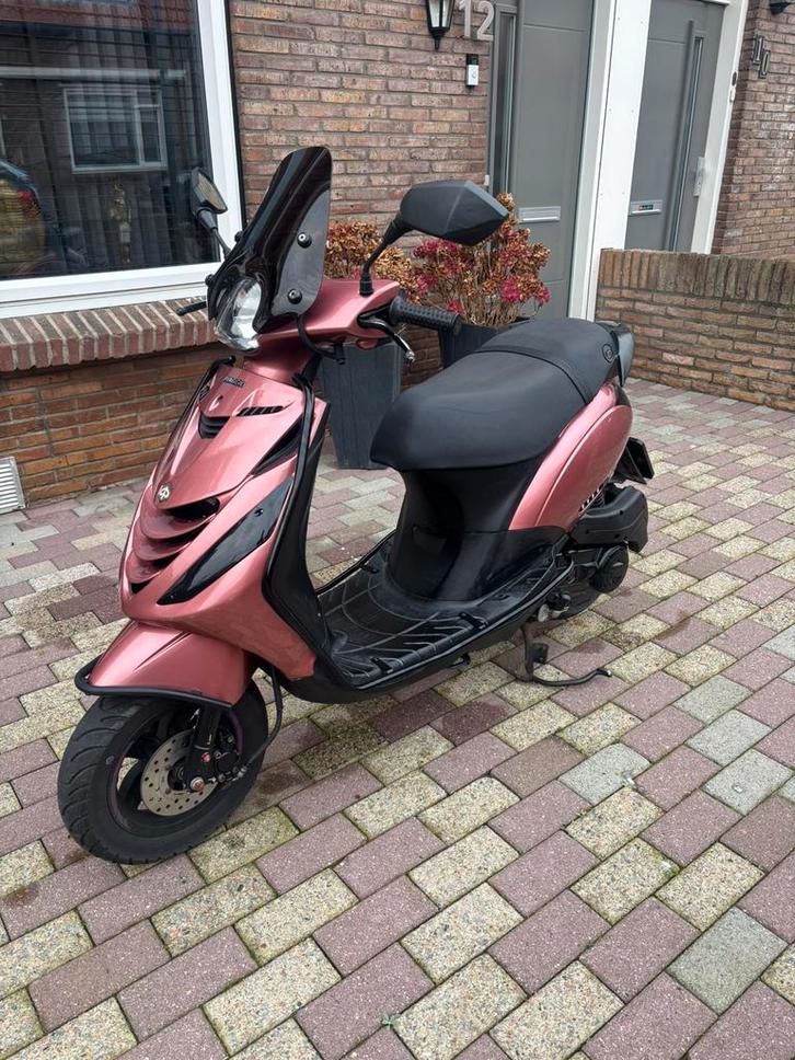 Custom painted Piaggio zip 4T, Fietsen en Brommers, Scooters | Piaggio, Gebruikt, Zip, Benzine, Ophalen
