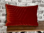 Prachtig roestbruin kussen Volt, Huis en Inrichting, Woonaccessoires | Kussens, Ophalen of Verzenden, Zo goed als nieuw, Vierkant