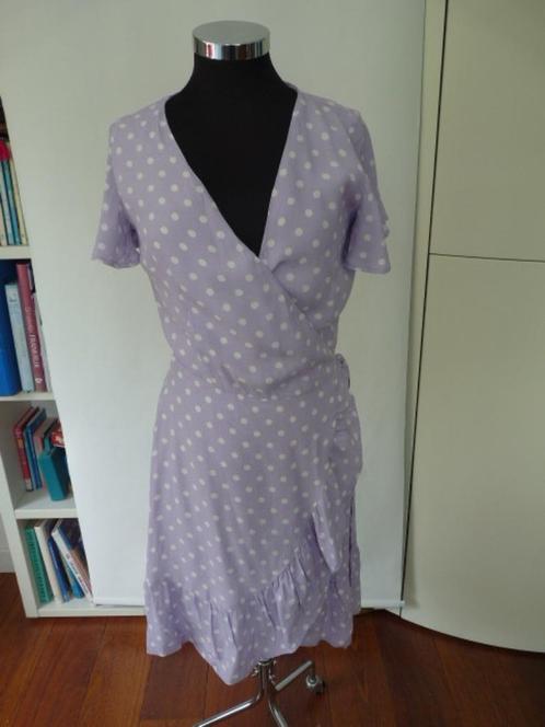 Lieve lila met witte stip overslagjurk Van My Jewellery mt S, Kleding | Dames, Jurken, Zo goed als nieuw, Maat 36 (S), Paars, Knielengte
