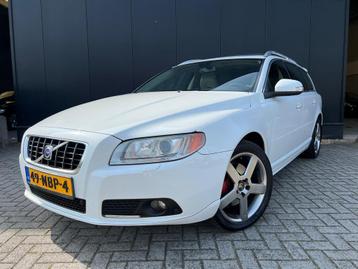 Volvo V70 3.2 240Pk '08 Aut/Leder/Dak/18'Lmv/ZrMooi!