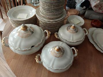 Antiek Hertel Jacob Bavaria Servies beschikbaar voor biedingen