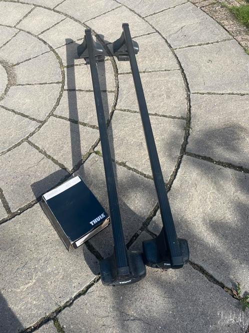 Thule Dakdragers + Kit 1817, Auto diversen, Dakdragers, Zo goed als nieuw, Ophalen of Verzenden