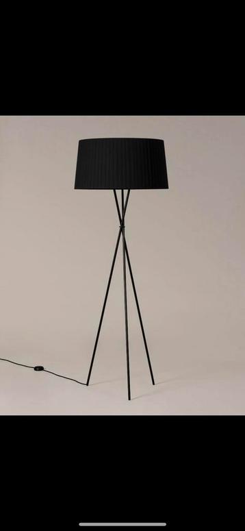 Tripode Santa & Cole G5 zwart 2 stuks beschikbaar voor biedingen