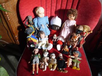 Grote verzameling oudere poppen  beschikbaar voor biedingen