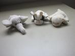 Hema 2 kleine zacht pluche liggende olifantjes en 2 koetjes, Ophalen of Verzenden, Zo goed als nieuw, Koe