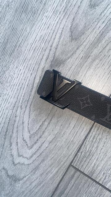 ORIGINEEL Louis Vuitton riem 100cm beschikbaar voor biedingen