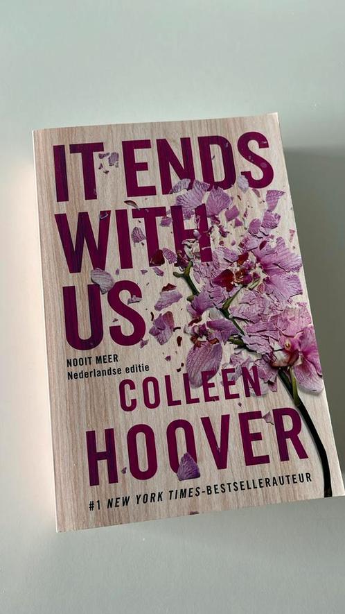 Colleen Hoover - It ends with us, Boeken, Literatuur, Zo goed als nieuw, Ophalen of Verzenden