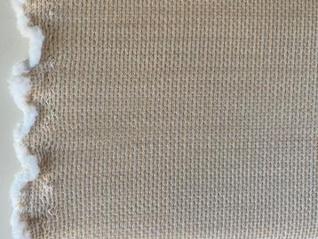 BYBORRE Phoebe; A03-166; beige + crème; 15 meter meubelstof beschikbaar voor biedingen