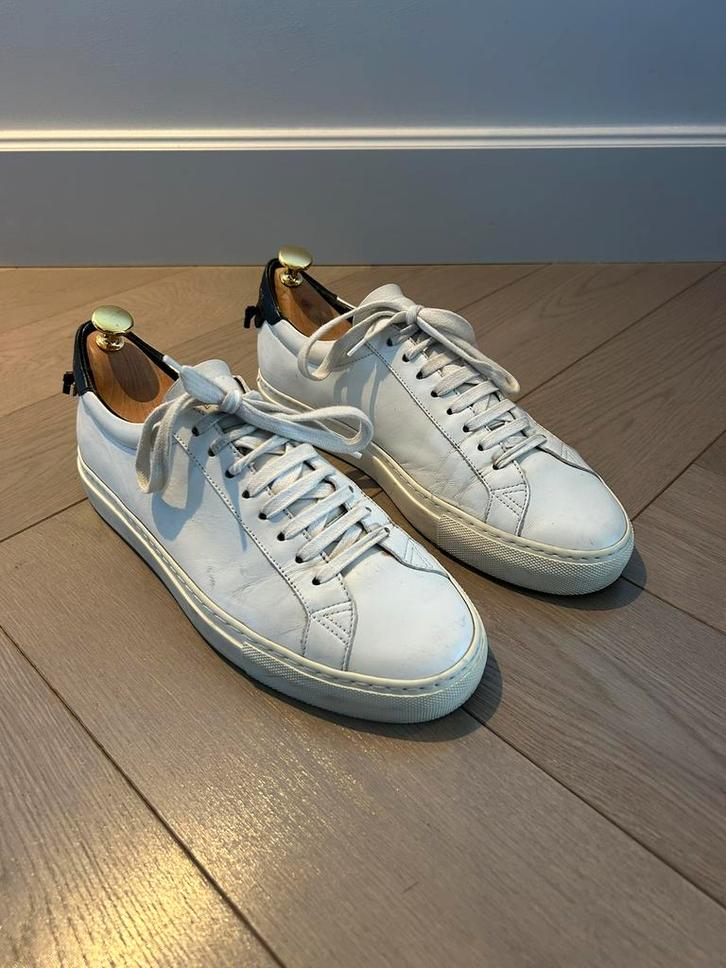 NIEUW GIVENCHY LOW TOP SNEAKER| MAAT 40, Kleding | Dames, Schoenen, Zo goed als nieuw, Sneakers of Gympen, Wit, Verzenden