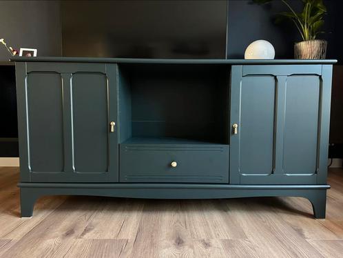 IKEA tv media meubel, Huis en Inrichting, Kasten | Televisiemeubels, Gebruikt, Minder dan 100 cm, 150 tot 200 cm, 25 tot 50 cm