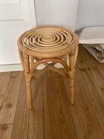 Rotan krukje, Huis en Inrichting, Krukjes, Ophalen, Zo goed als nieuw, Hout