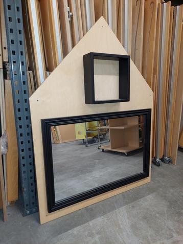 3 diverse wandborden De Beleving - huisframes 2 met spiegel beschikbaar voor biedingen