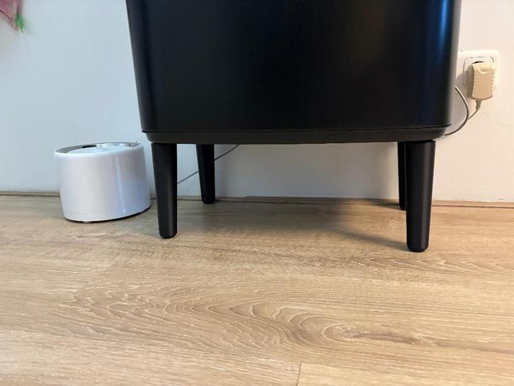 Brabantia Bo Touch Bin Prullenbak Poten, Huis en Inrichting, Woonaccessoires | Prullenbakken, Nieuw, Kunststof, Minder dan 50 cm
