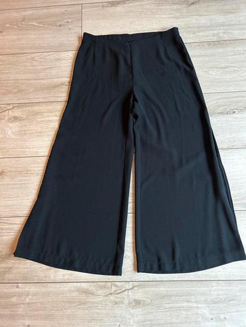 Wijde broek met split - Maat 46 beschikbaar voor biedingen