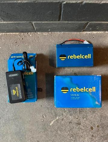 Gezocht 12v lithium li-ion battery beschikbaar voor biedingen