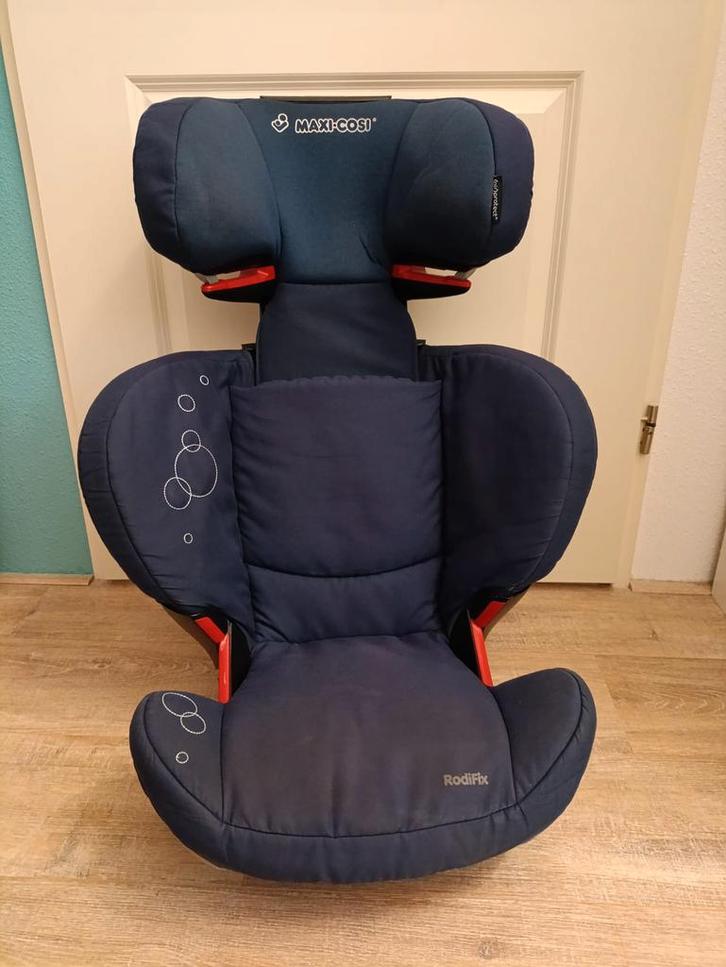 Maxi Cosi Rodifix autostoel met Isofix Blauw, Kinderen en Baby's, Autostoeltjes, Gebruikt, Maxi-Cosi, 9 t/m 36 kg, Isofix, Verstelbare rugleuning