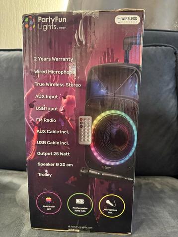 PartyFun Lights Karaoke Party Speaker beschikbaar voor biedingen