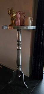 Stijlvolle bartafel met metalen voet, Ophalen, Gebruikt