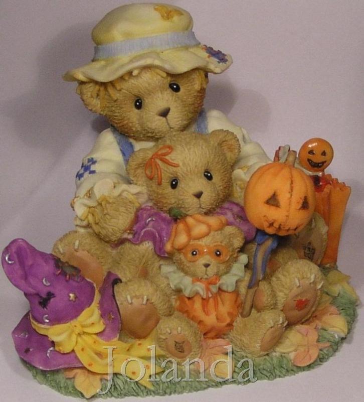 Cherished Teddies Theo, Sam and Ty halloween, Verzamelen, Beren en Cherished Teddies, Zo goed als nieuw, Beeldje, Cherished Teddies