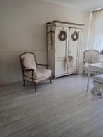 Franse Kast in Originele Verf, Antiek en Kunst, Curiosa en Brocante, Ophalen