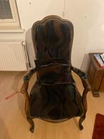 Antieke fauteuil met unieke bekleding, Gebruikt, Minder dan 75 cm, Ophalen of Verzenden, 50 tot 75 cm