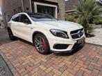 Mercedes-Benz GLA 45  AMG 4 MATIC PANORAMA 420 PK, USB, Zwart, 4 cilinders, Wit