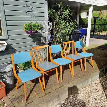 set 5 vintage stoelen hout en blauwe bekleding jaren 50 60 beschikbaar voor biedingen