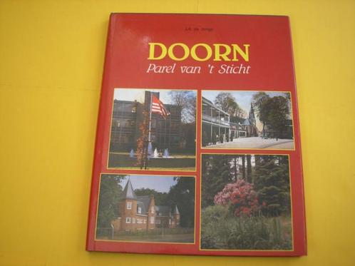 Doorn. Parel van `t Sticht( J.A. de Jonge)., Boeken, Geschiedenis | Stad en Regio, Zo goed als nieuw, 20e eeuw of later, Ophalen of Verzenden