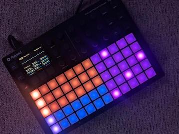 Polyend Synth incl. accessoires beschikbaar voor biedingen