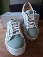 Sneakers licht groen maat 39
Nieuw, Ophalen of Verzenden, Nieuw, Groen, Sneakers of Gympen