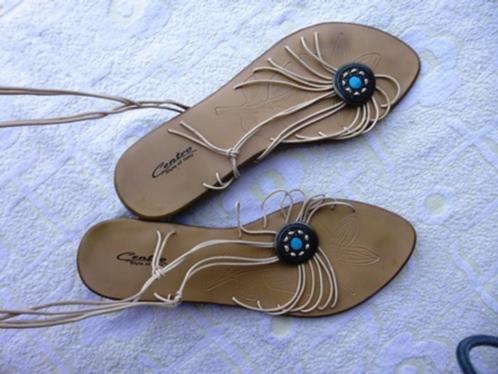 Beige Italiaanse schoenen, 40, Kleding | Dames, Schoenen, Zo goed als nieuw, Schoenen met lage hakken, Beige, Ophalen of Verzenden