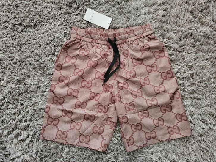 Gucci Monogram Boardshorts Beige maat M, Kleding | Heren, Badmode en Zwemkleding, Zwemshort, Maat 48/50 (M), Beige, Verzenden