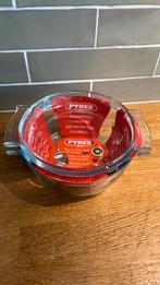 Pyrex ronde ovenschaal schotel met deksel 2 liter nieuw, Ophalen of Verzenden, Nieuw, Overige materialen