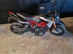 Aprilia dorsoduro elektrische kinder motor, Kinderen en Baby's, Speelgoed | Buiten | Accuvoertuigen, Ophalen, Zo goed als nieuw