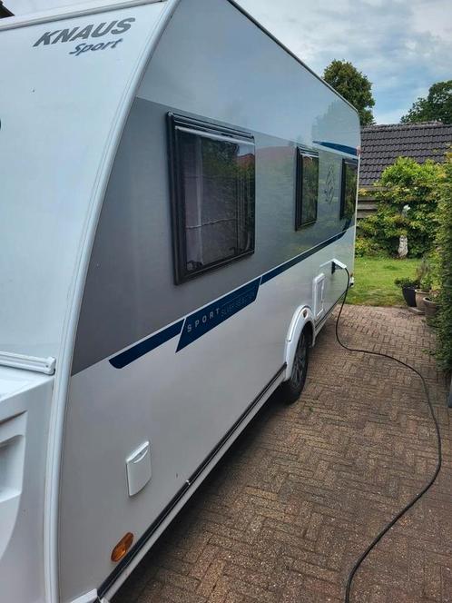 Knaus silver selection, Caravans en Kamperen, Caravans, Particulier, tot en met 4, 1000 - 1250 kg, Standaardzit, Knaus, 2 aparte bedden