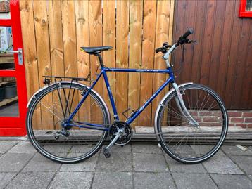 VINTAGE! Prachtige Apache, als nieuw beschikbaar voor biedingen