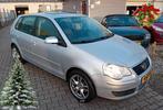 Volkswagen Polo 1.4 55KW 2005 Grijs NETTE AUTO!! NIEUWE APK!, Auto's, Voorwielaandrijving, 74 pk, Origineel Nederlands, Bedrijf