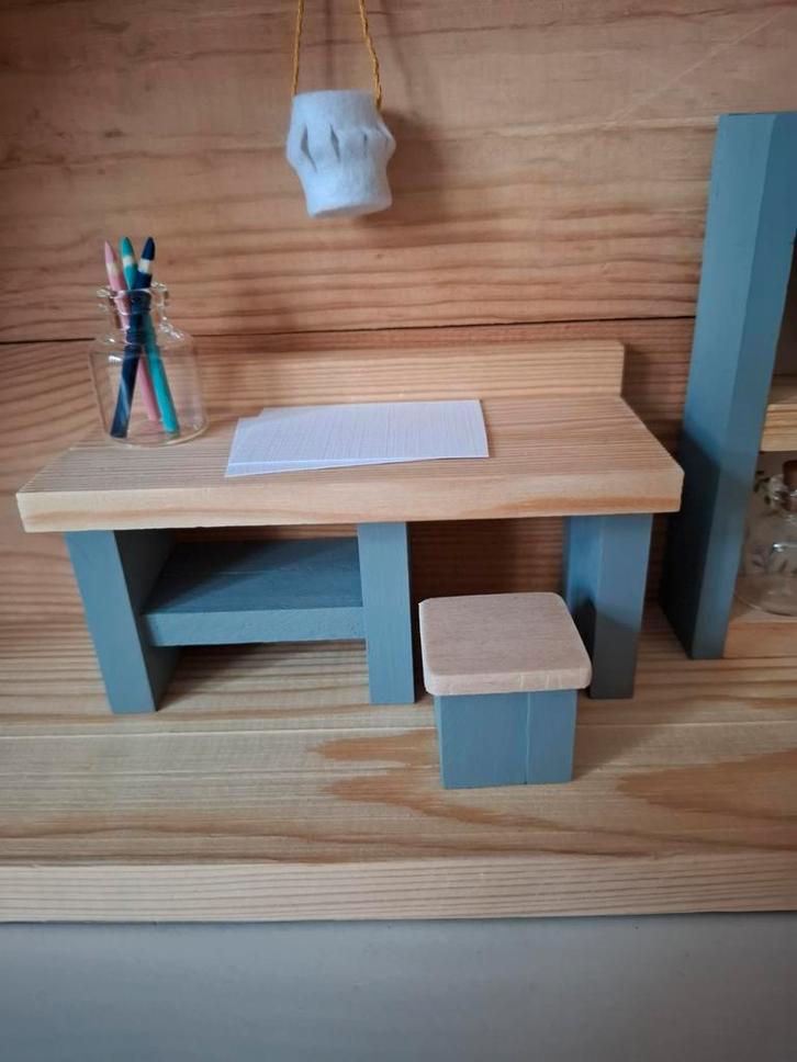 Poppenhuis meubeltjes en accessoires, bureau, Kinderen en Baby's, Speelgoed | Poppenhuizen, Poppenhuis, Ophalen of Verzenden