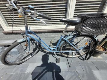 Fiets  beschikbaar voor biedingen