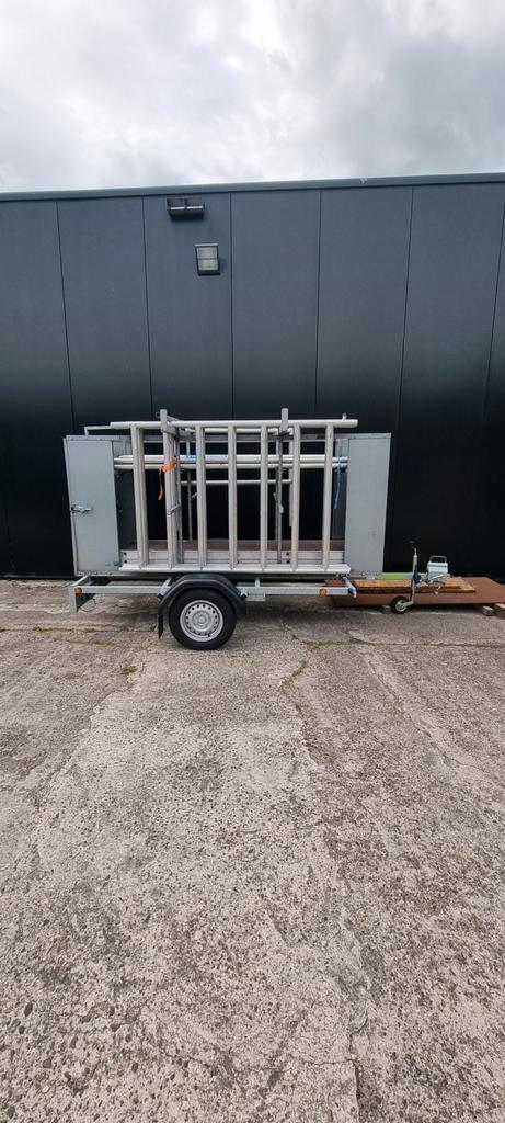 Rolsteiger met aanhanger te koop, Doe-het-zelf en Verbouw, Steigers, Gebruikt, Rolsteiger of Kamersteiger, 5 meter of hoger, Ophalen