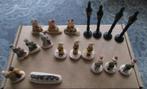 18 miniatuur figuurtjes voor kerstdorp of bij treinen?, Ophalen of Verzenden