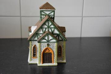 Lemax kerkje beschikbaar voor biedingen