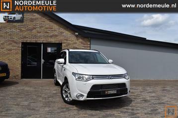 Mitsubishi OUTLANDER 2.0 PHEV INSTYLE, Panorama, Leder, Crui beschikbaar voor biedingen